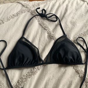 Black bikini top
